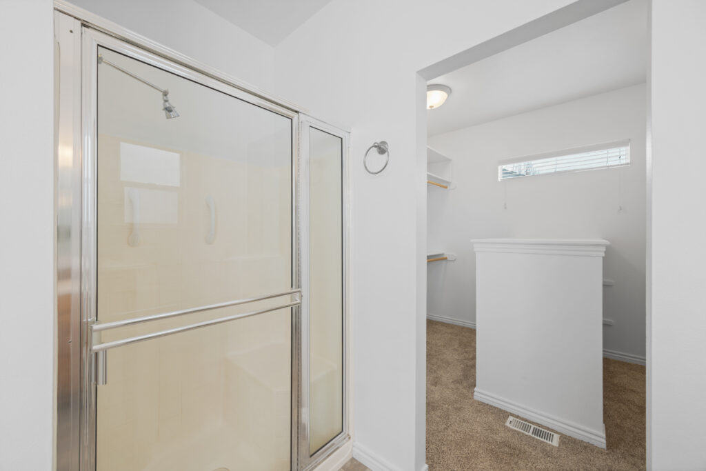 Primary master bathroom view of house at 2680 south loftus way in meridian, idaho listed by jeff sudmeier with idahoreal.estate team at action real estate.